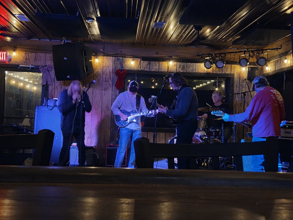 Shorty's Bar & Grill