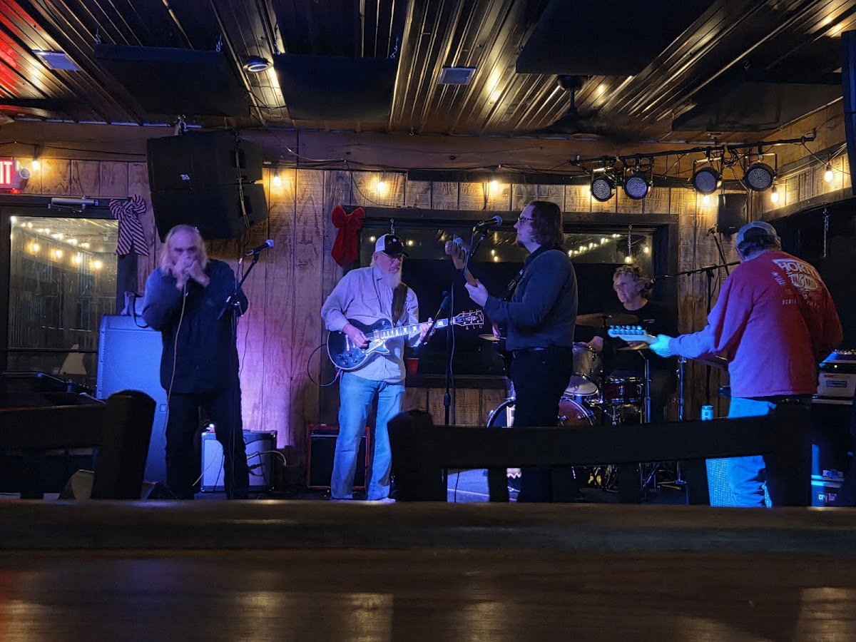 Shorty's Bar & Grill Photo 10