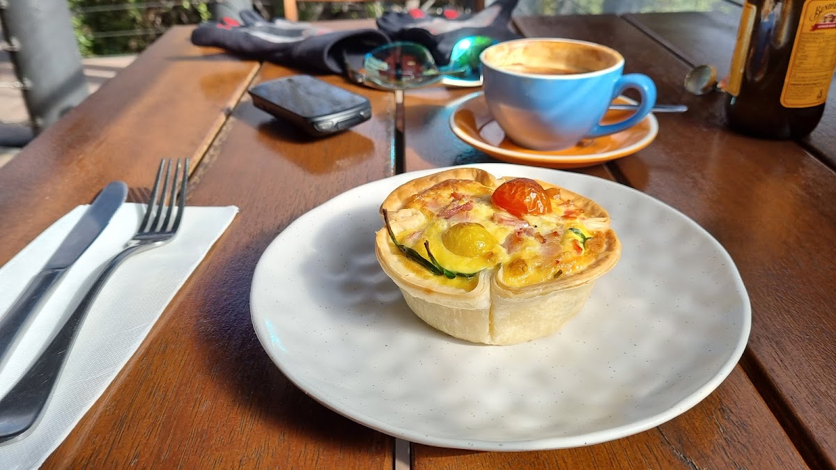 Tulip's Cafe Photo 8