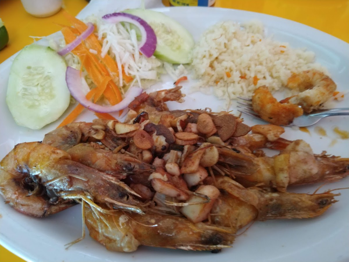 El Costeño Mariscos y Carnes Photo 8