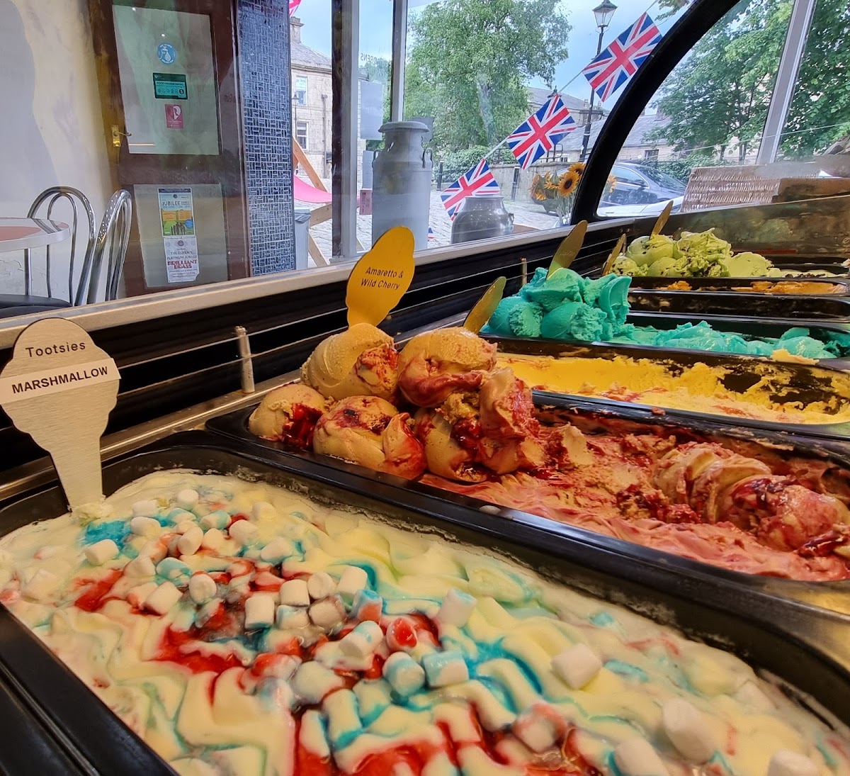 Mrs P's Luxury Ice Cream Photo 2