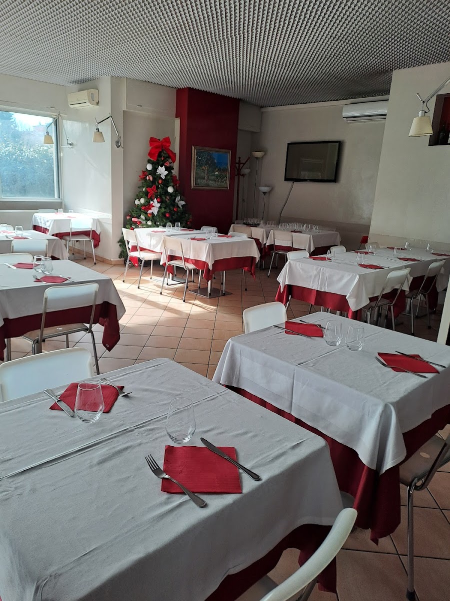 Rosso Restaurant & Caffè Photo 3