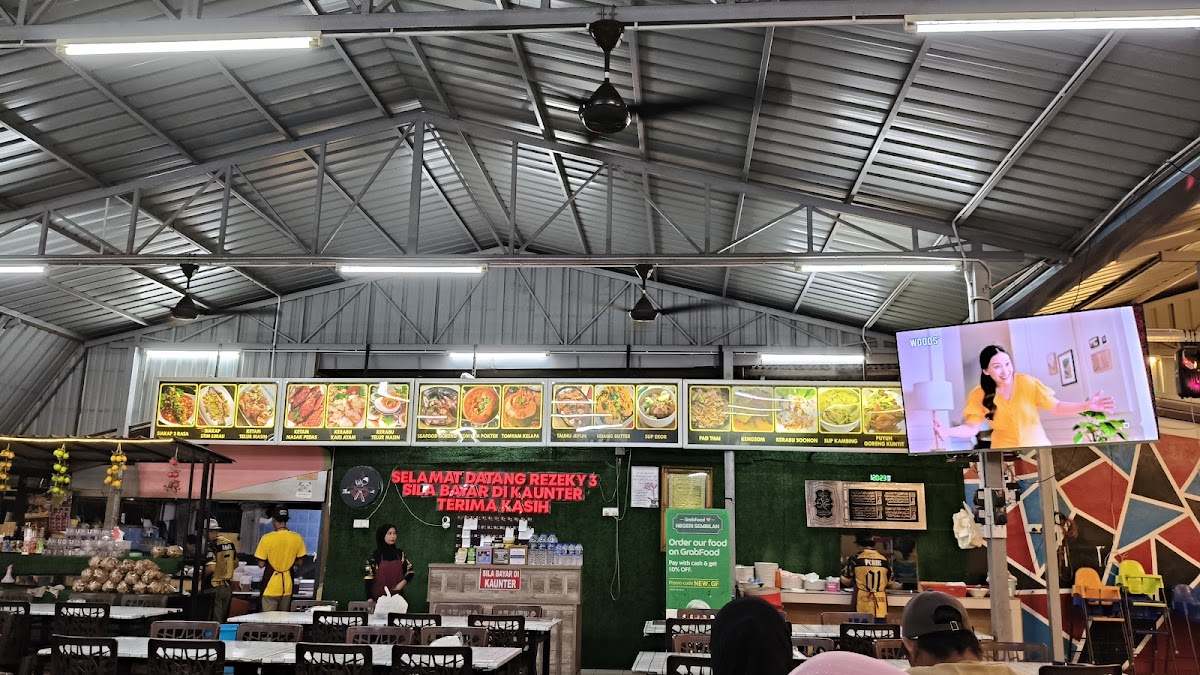 Restoran Rezeky Tomyam 3