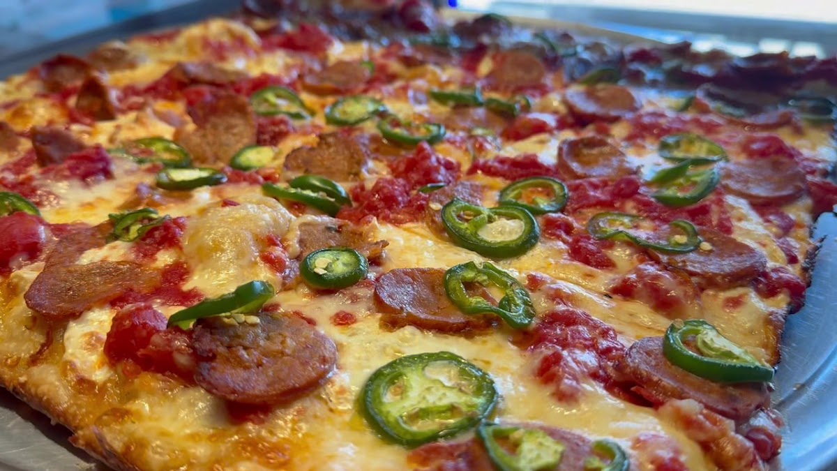 Mama's Pizzeria Roxbury Photo 2