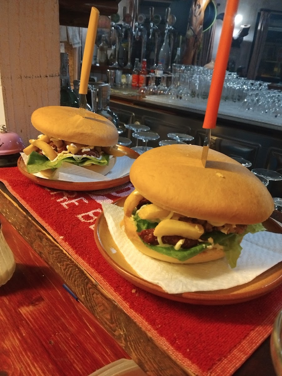 La Botte Pub Pizzeria Photo 3