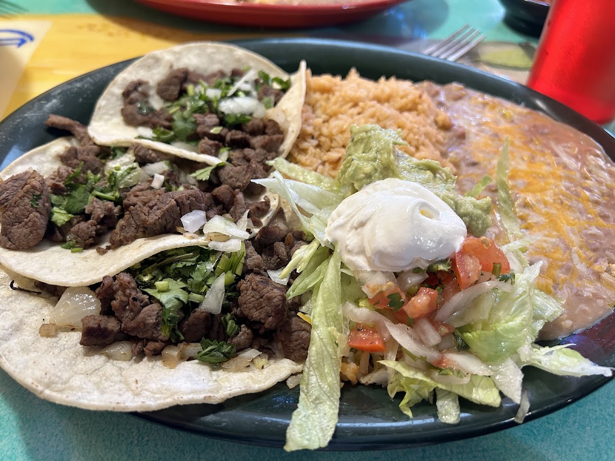 Cuautla Jalisco Family Mexican Restaurant Photo 3