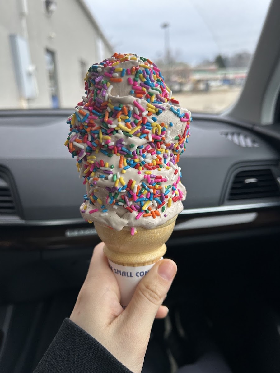 Meadow's Frozen Custard Photo 3