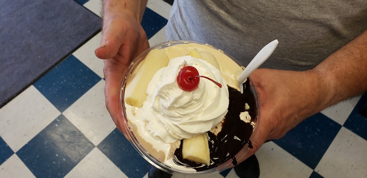 Meadow's Frozen Custard Photo 8
