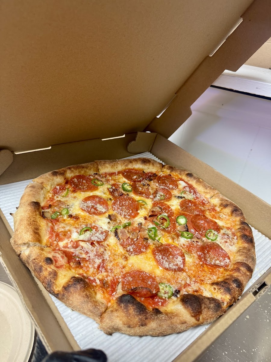 Pizzaias Pizza Photo 2