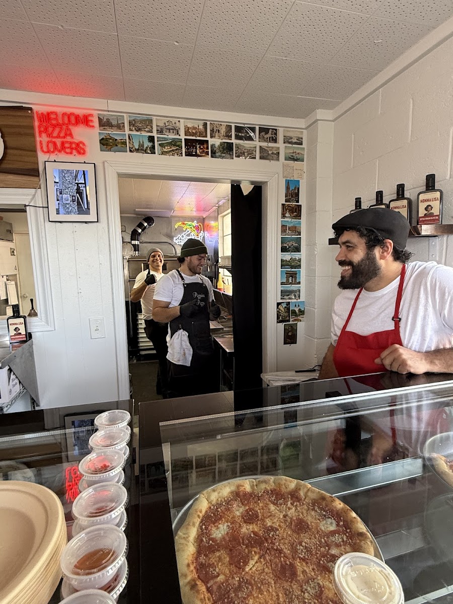 Pizzaias Pizza Photo 8