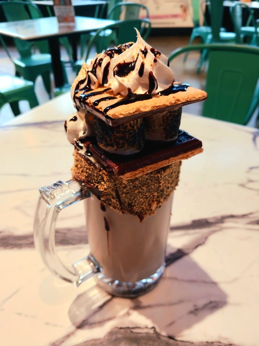 Mean Mugs Milkshake Bar Photo 6
