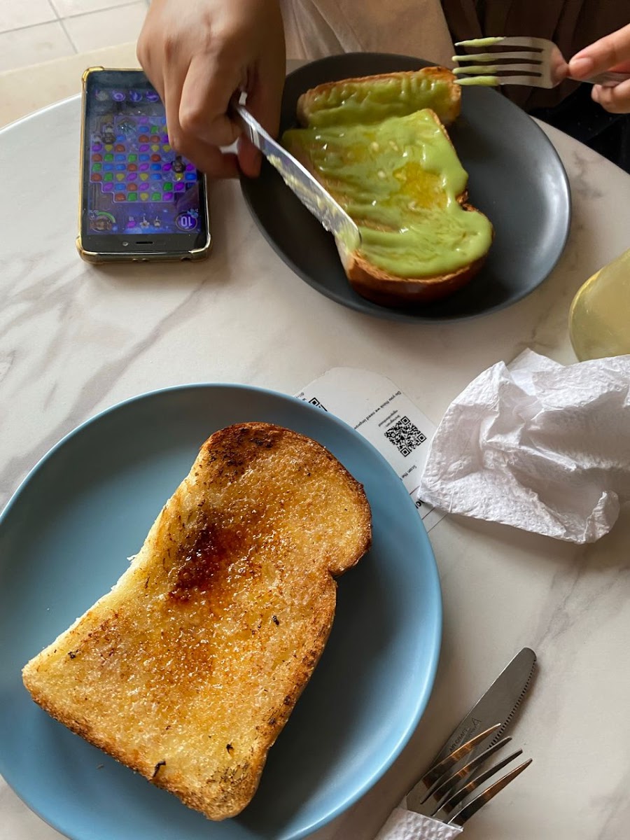 Ngopi dan Toast Photo 6