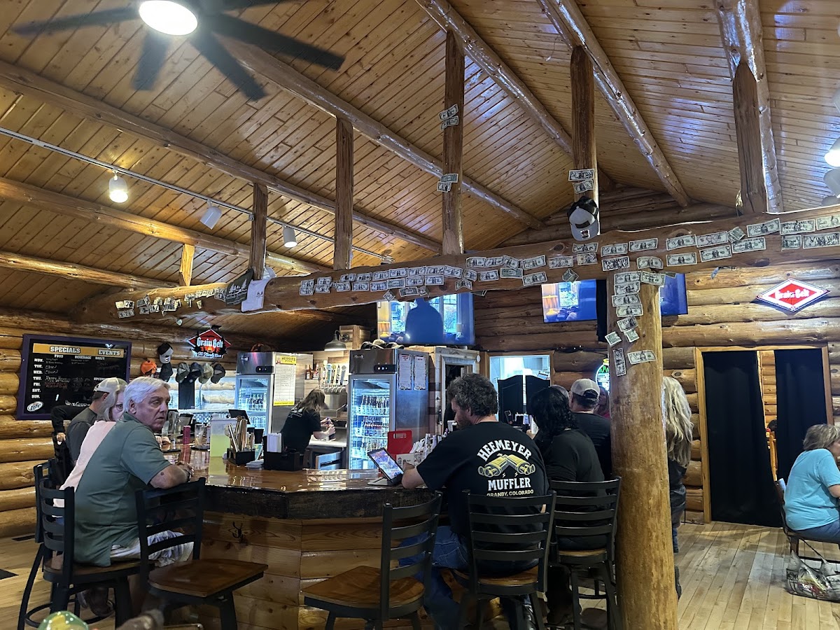 Trailside Restaurant and Bar Photo 6