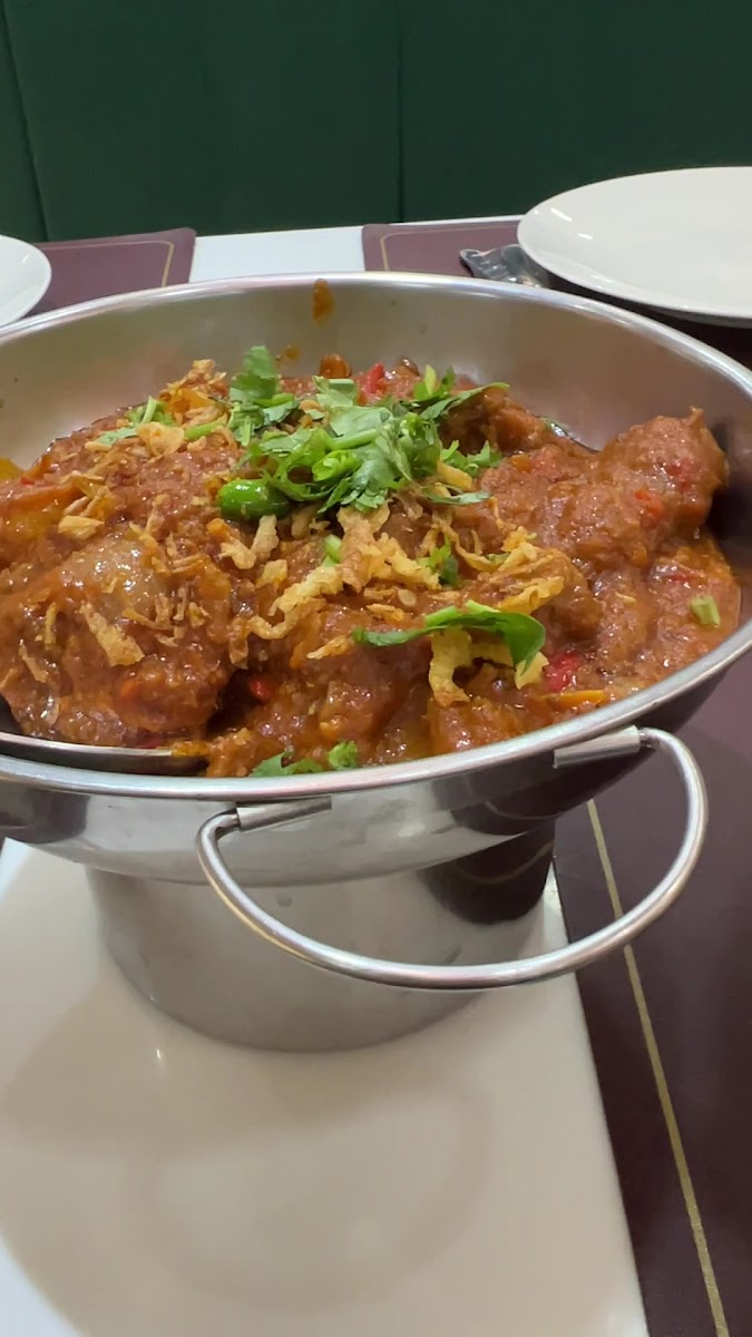 Al Hussain Restaurant (1996) - Indian food Photo 2