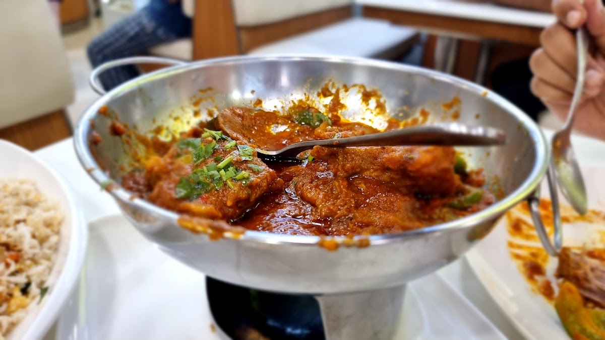 Al Hussain Restaurant (1996) - Indian food Photo 6
