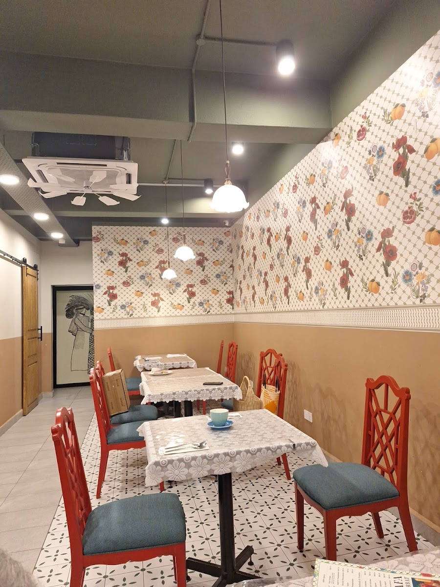 YAFA RESTAURANT Photo 3
