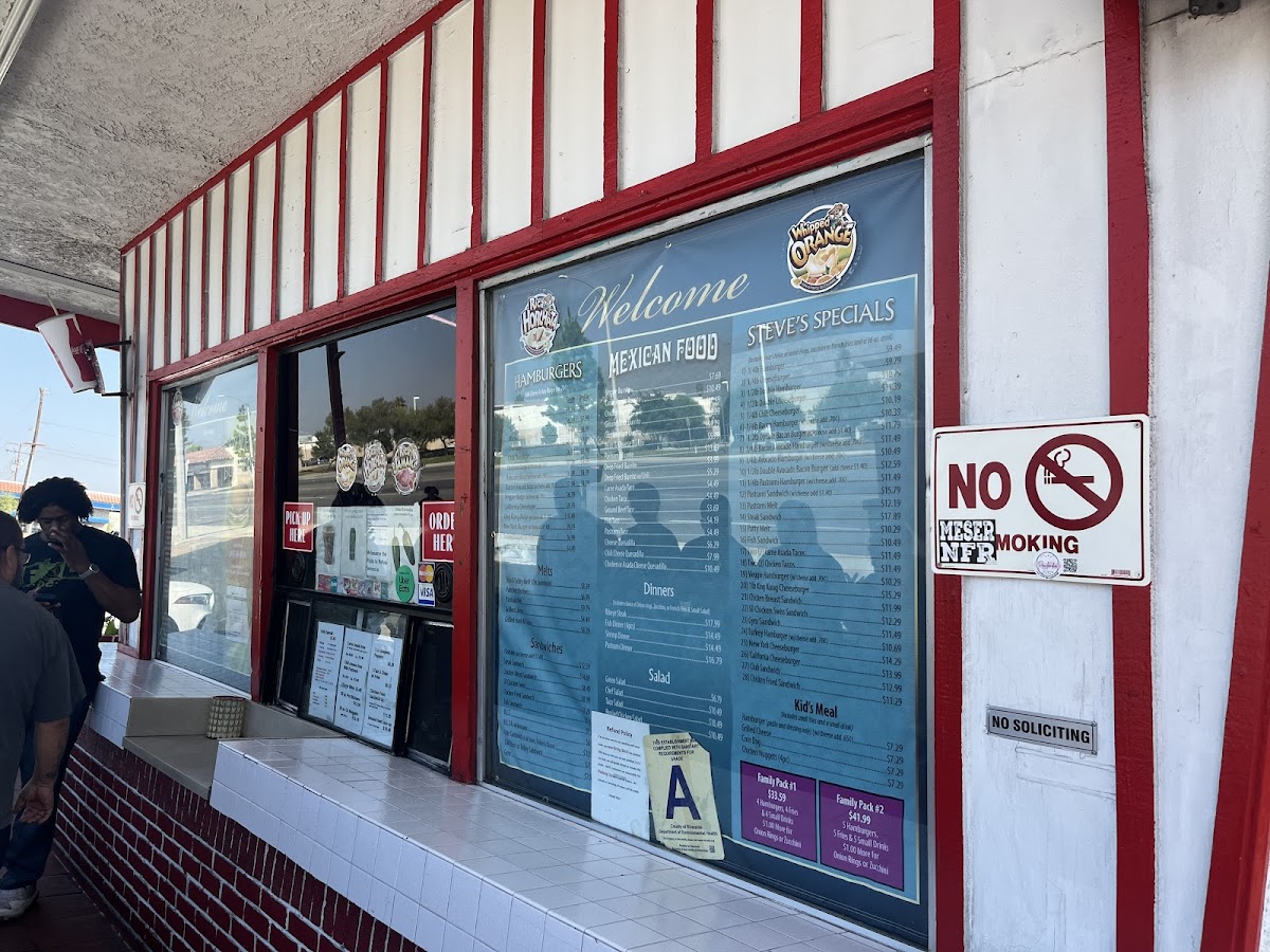 Steve's Burgers Photo 4