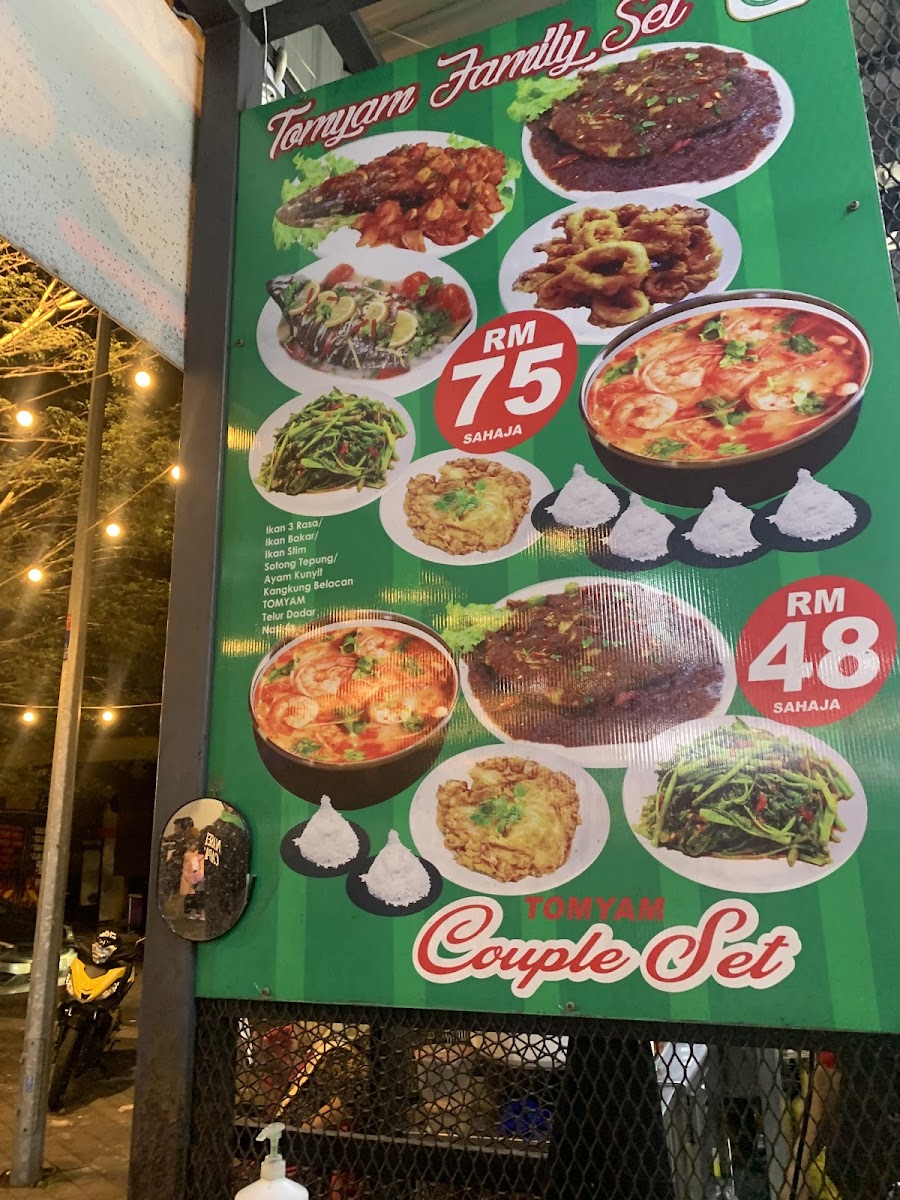 Naseeb Capati Nan Gelang Patah Photo Menu 1