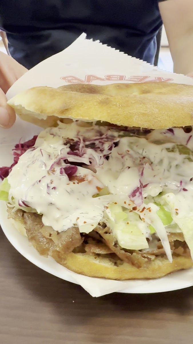 ISTANBUL KEBAB & PIZZA HAUS Photo 2