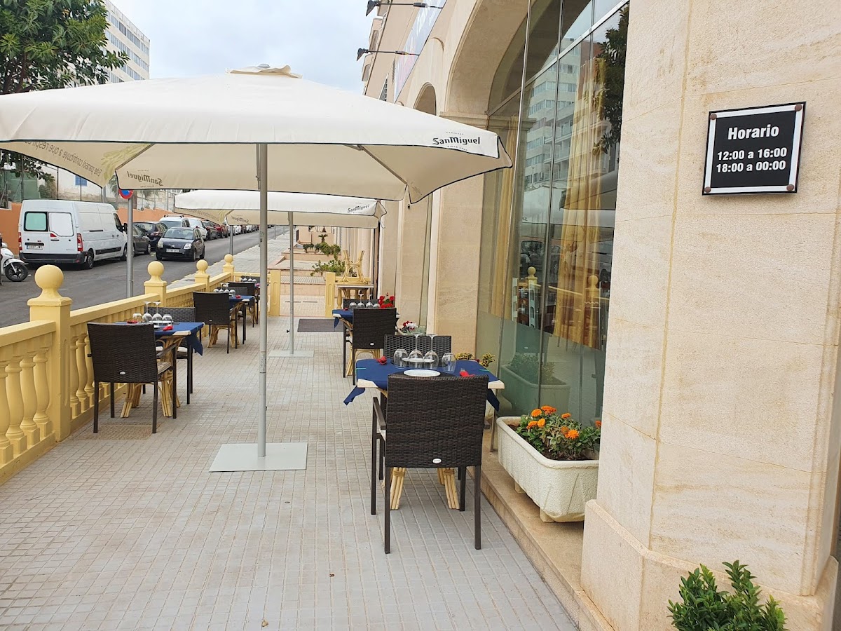 Marivent - Darbar Tandoori Indian Restaurant
