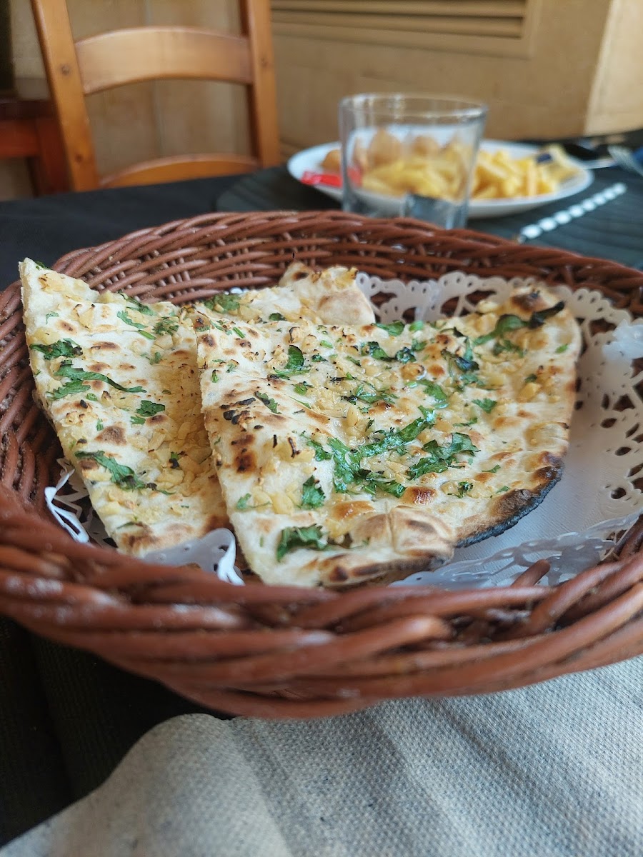 Marivent - Darbar Tandoori Indian Restaurant Photo 6