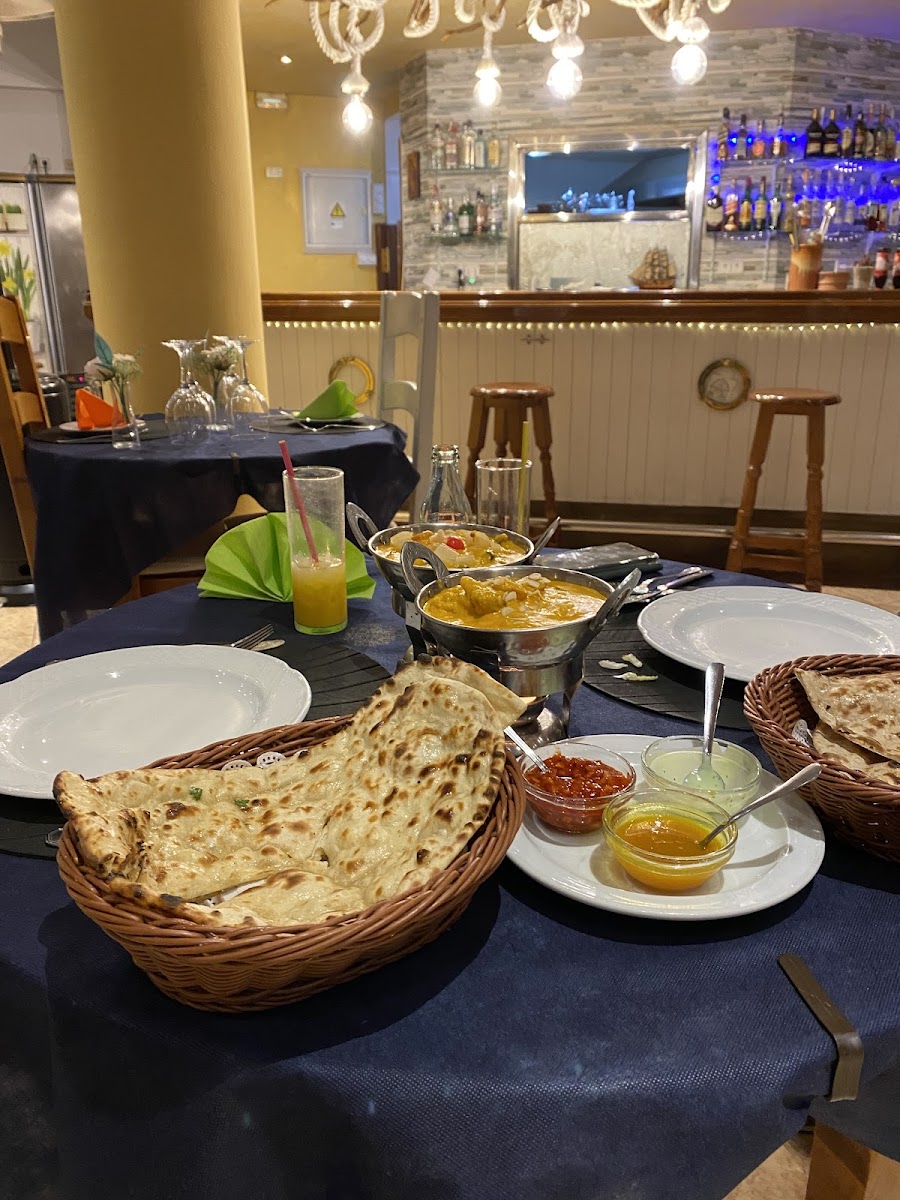 Marivent - Darbar Tandoori Indian Restaurant Photo 8