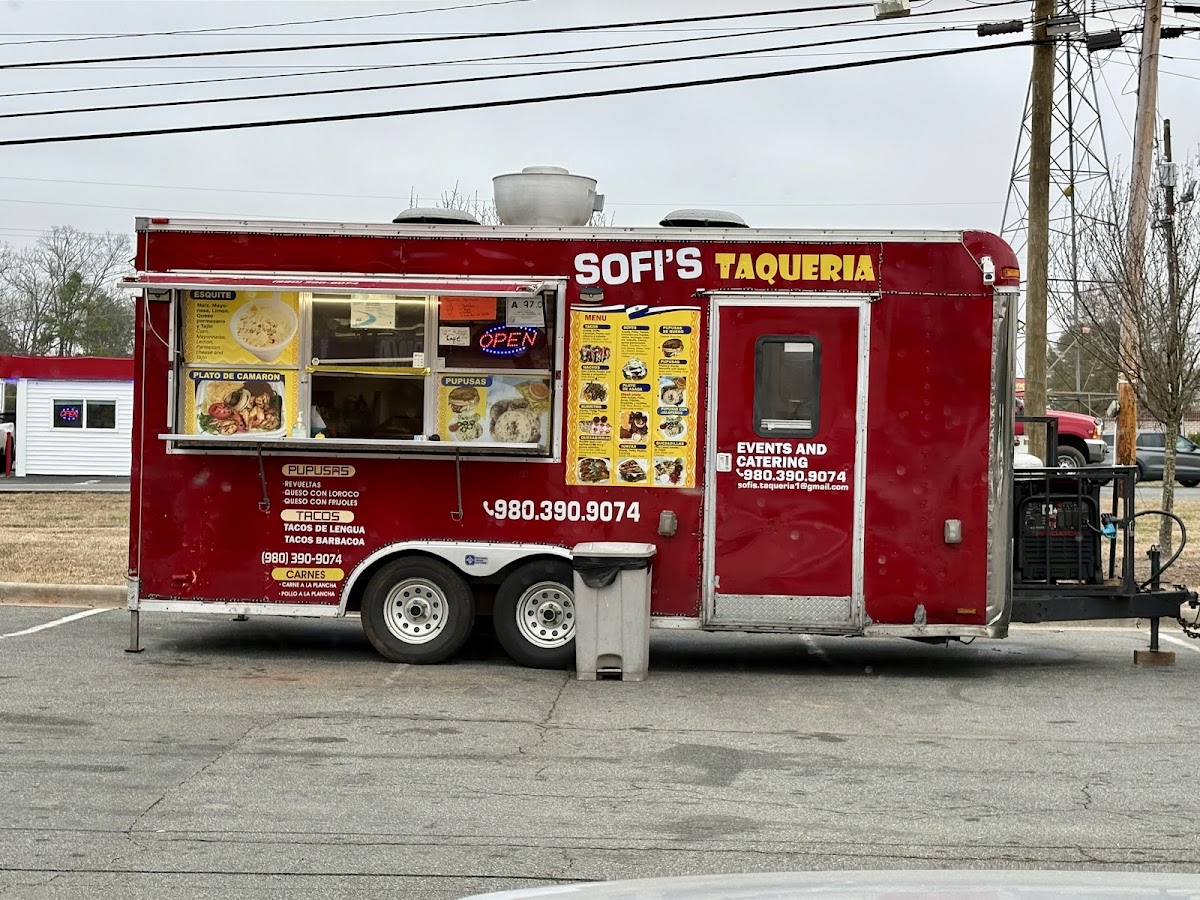 Sofi's Taqueria Photo 3