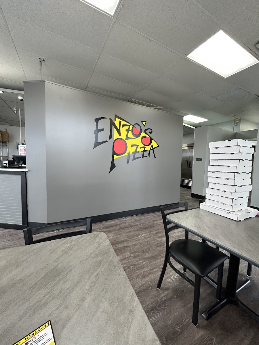 Enzo’s Pizza