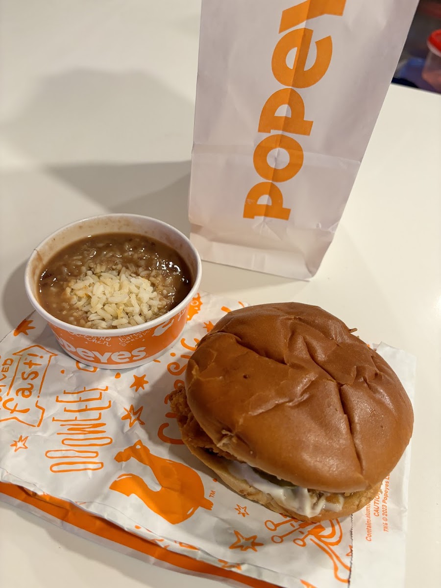 Popeyes Louisiana Kitchen Photo 5