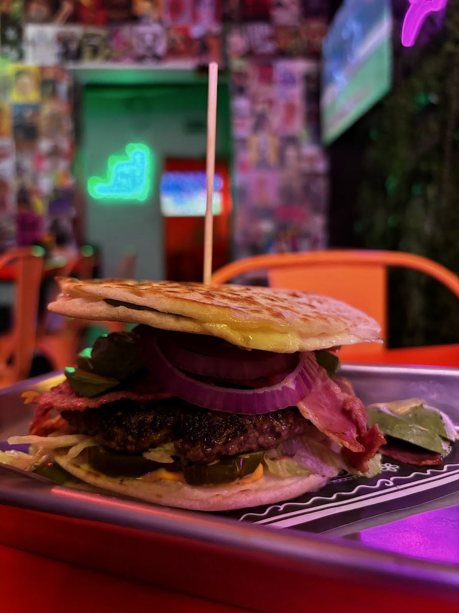 BARRIO Hamburguesas Photo 9