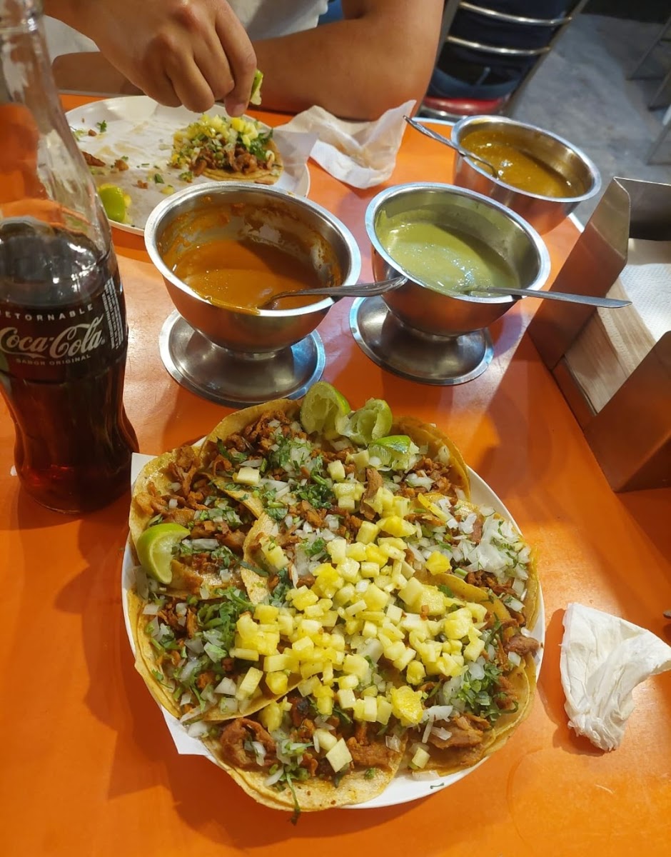 Tacos La Pista Photo 4