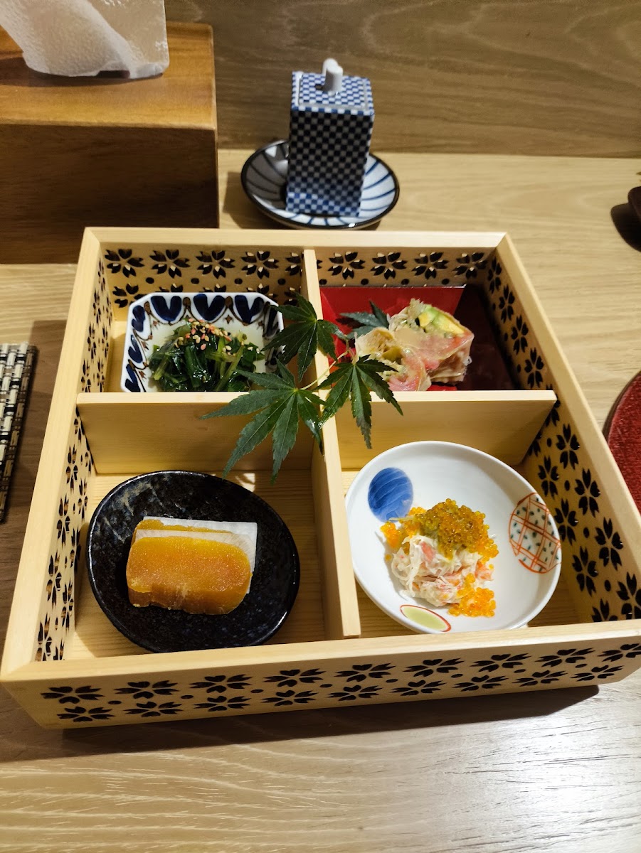 鮨割烹 いし本 Sushi Kappou Ishimoto Photo 5