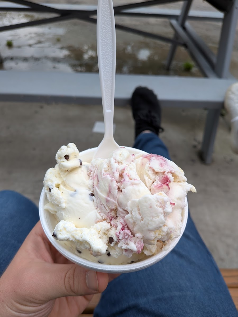 The Lincoln Highway Creamery Photo 3