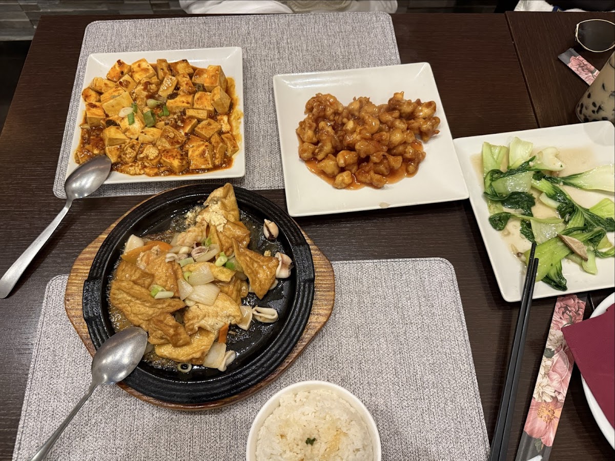 Alfani 149 Restaurant Photo 3