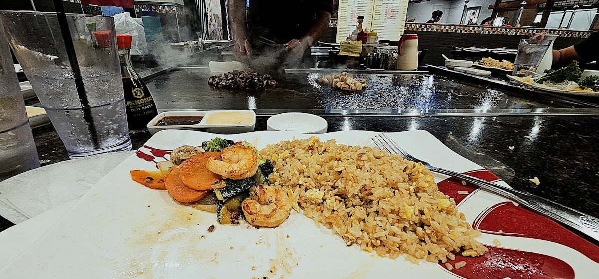 Saito's Japanese Steakhouse Photo 5