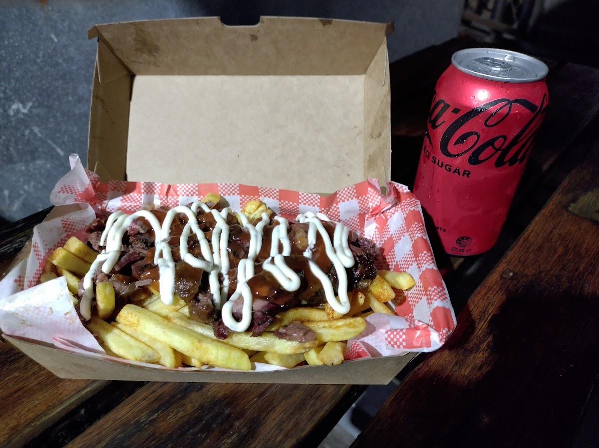 Big Earle's Roadhouse Barbecue Photo 10