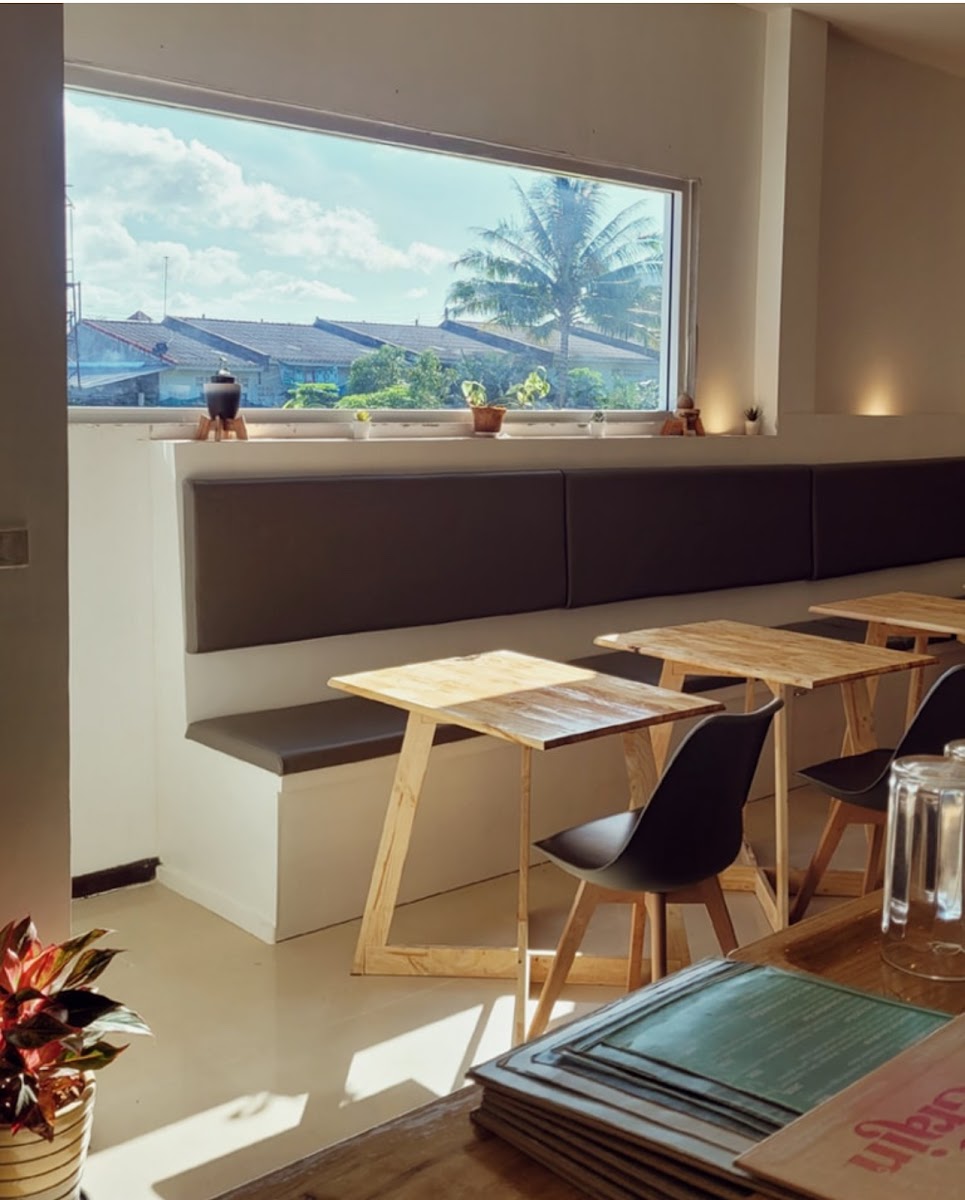 Home Grain Cafe and Bistro