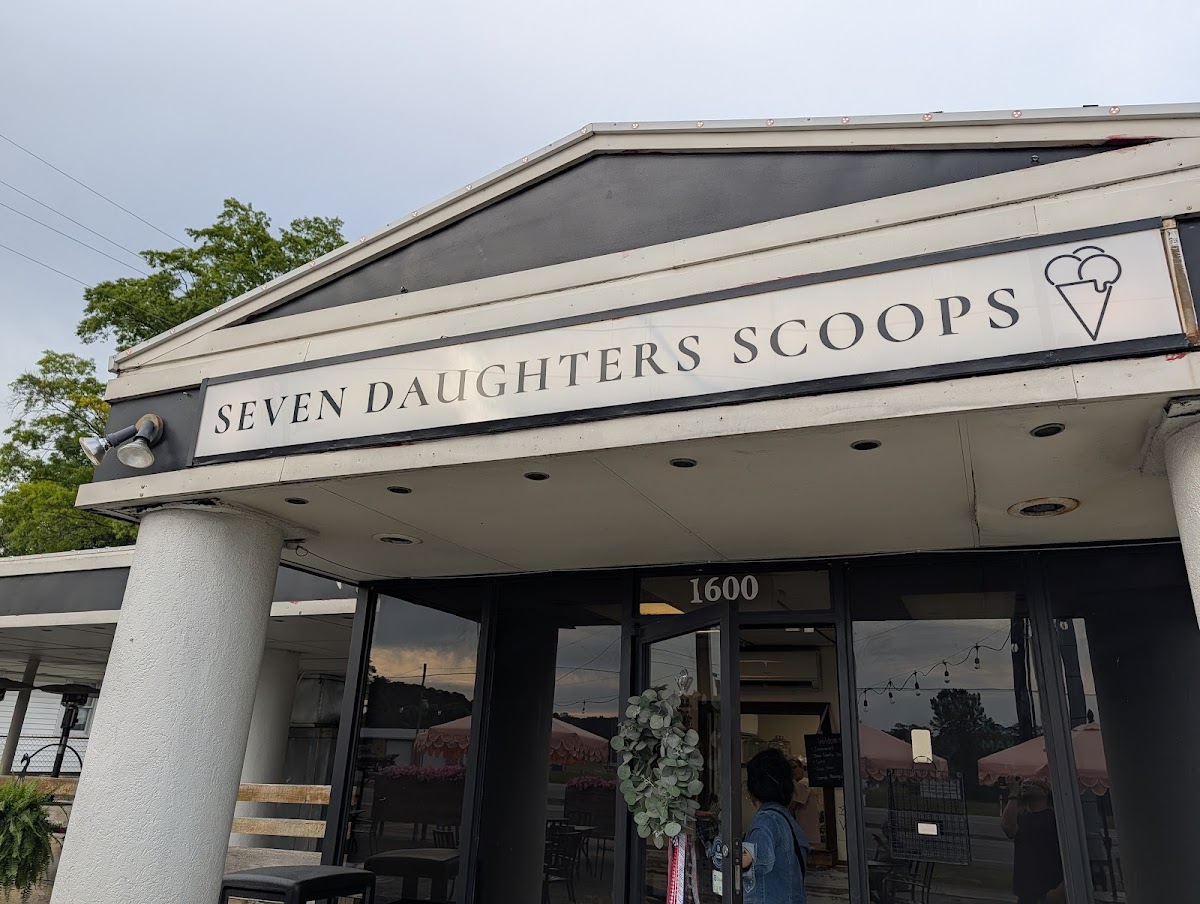 Seven Daughters Scoops