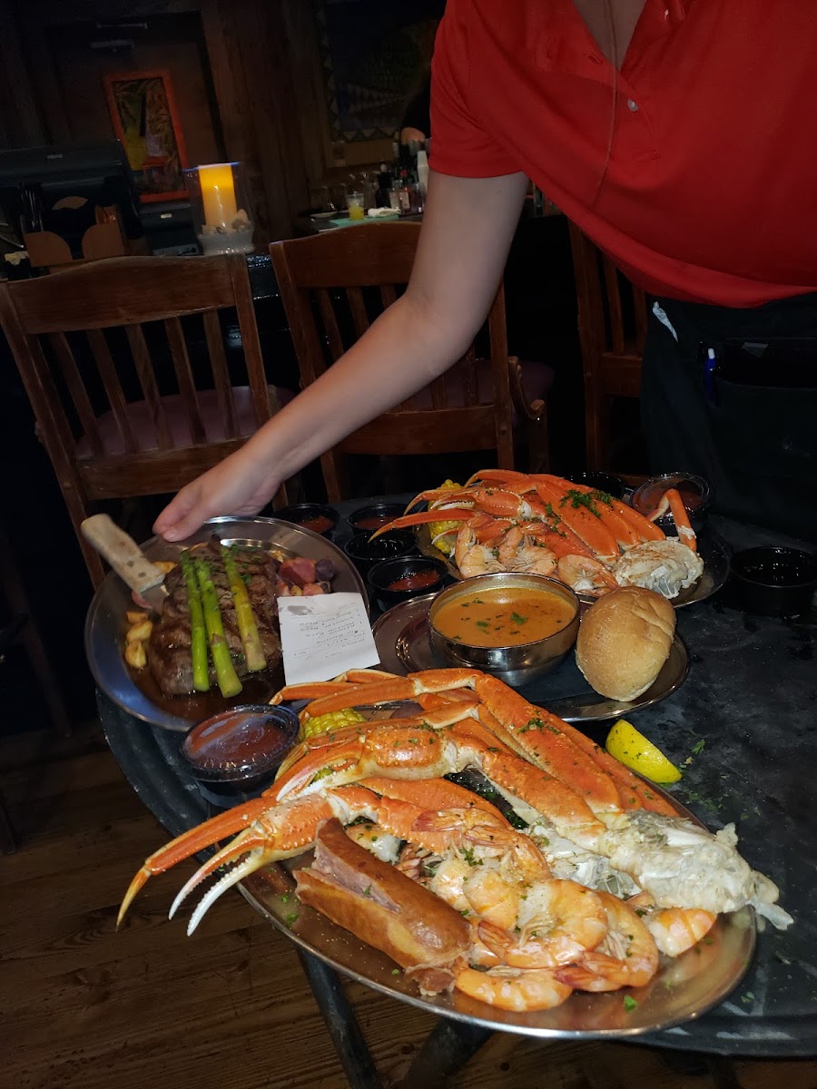 Poppy's Crazy Lobster Destin Photo 5