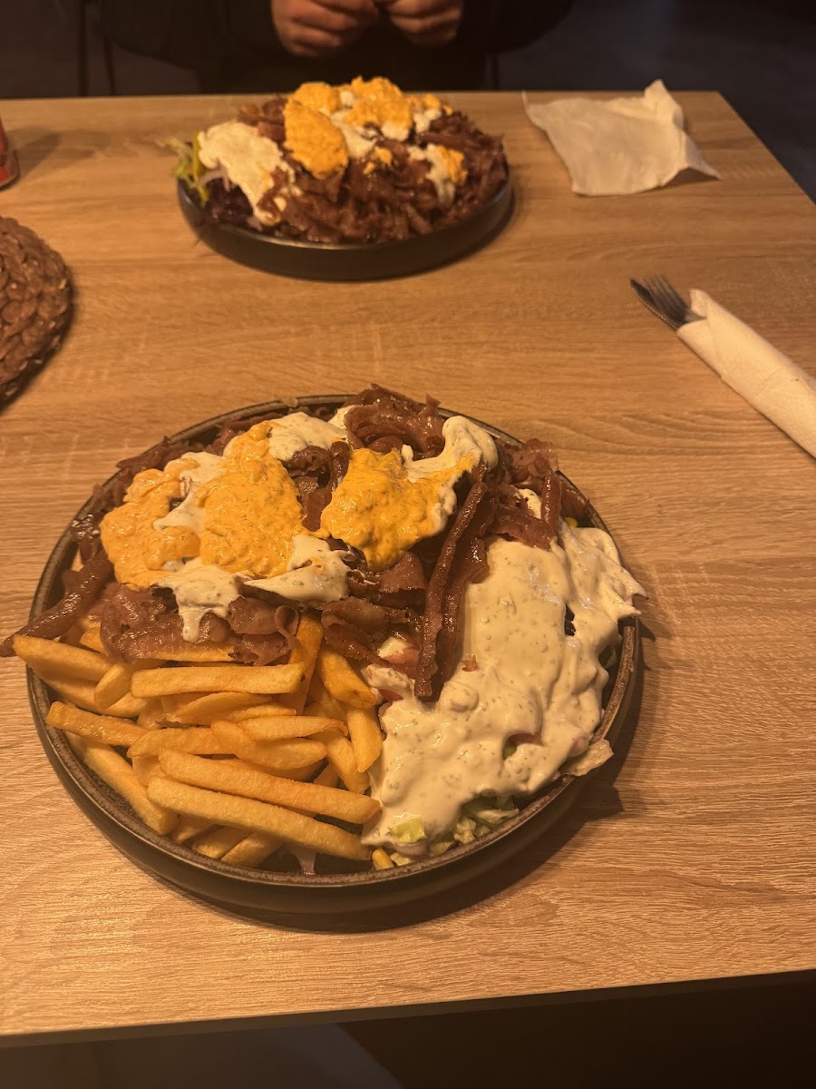 Kebaphaus/Trattoria Photo 4