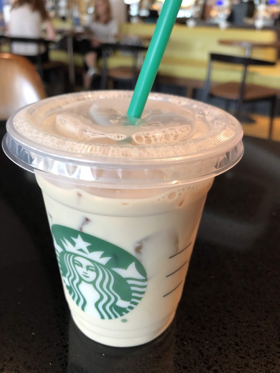 Starbucks at Cabana Bay Beach Resort Photo 9