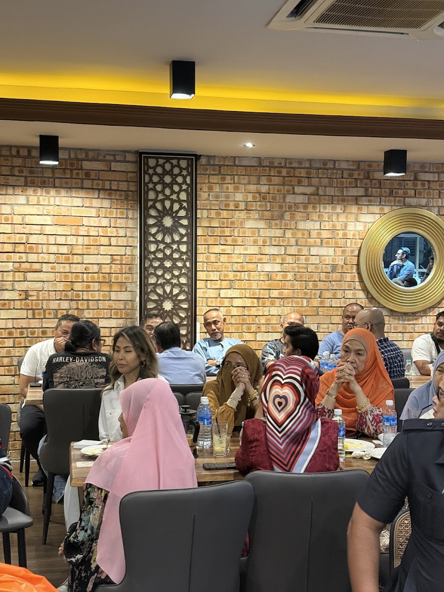 Al Madina Restoran 2 Photo 6