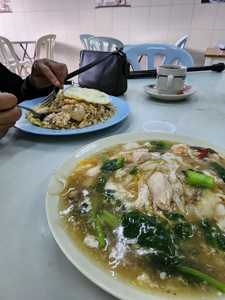 Eastern Cafe & Restaurant Photo 9