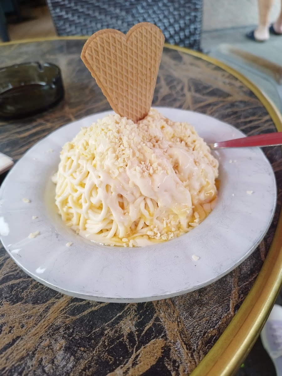 Eis & Cafe Milano Photo 6