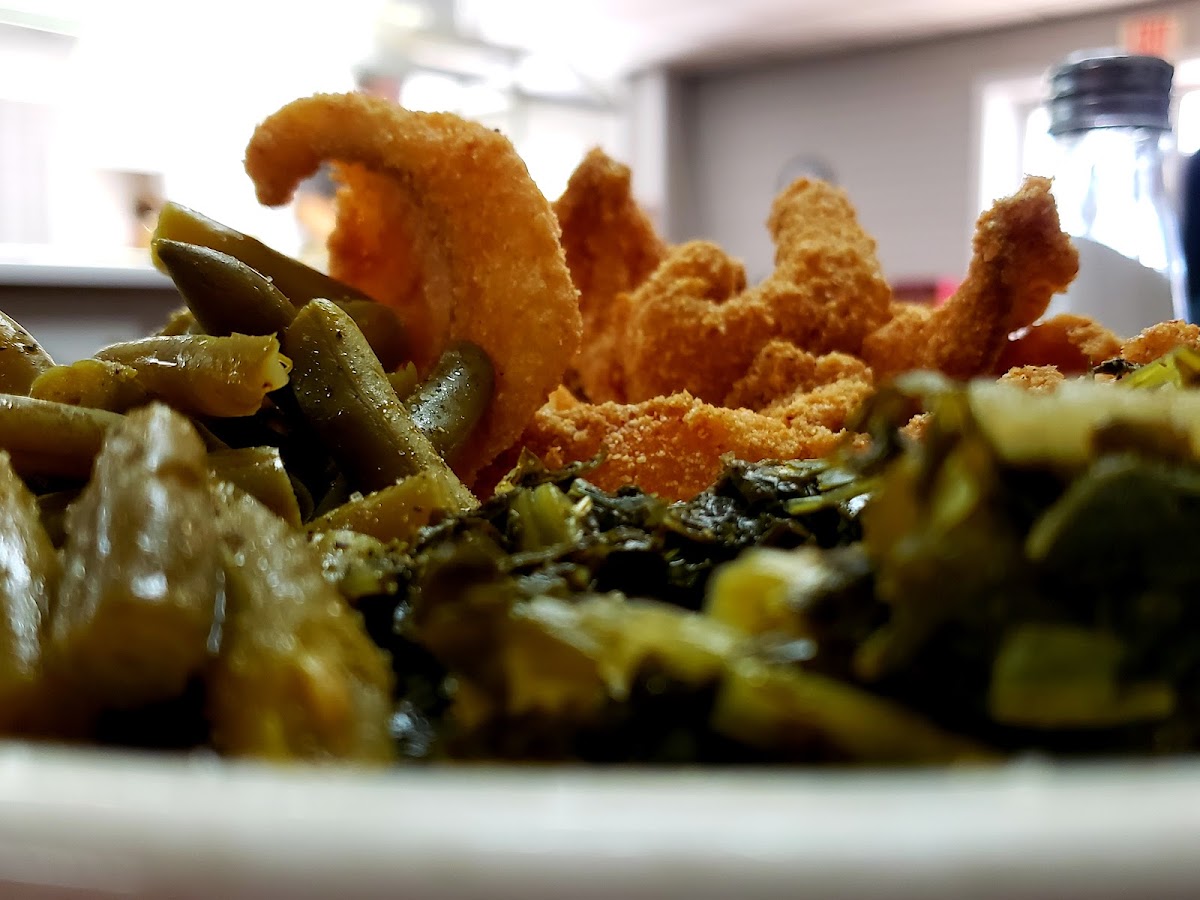 Shirley's Restaurant Photo 7