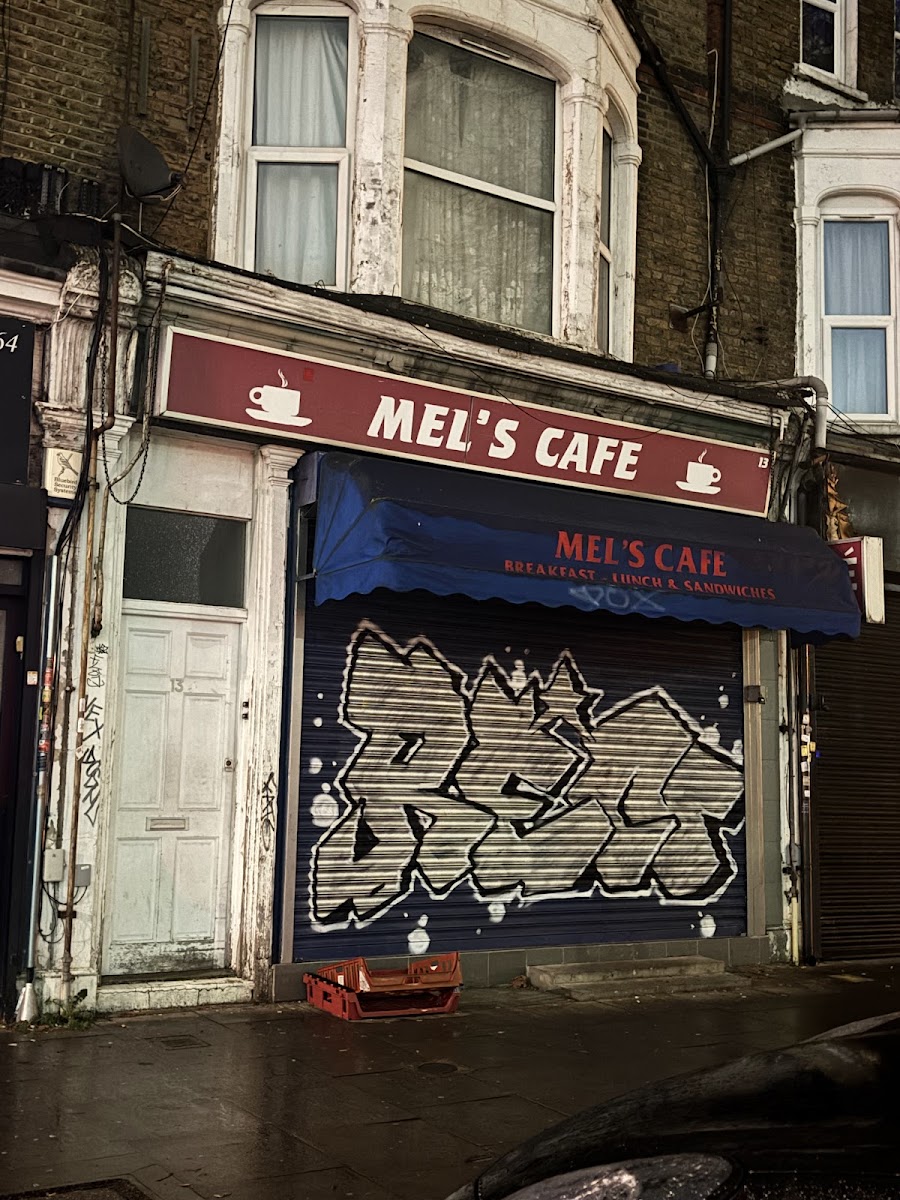Mel’s Café Photo 3