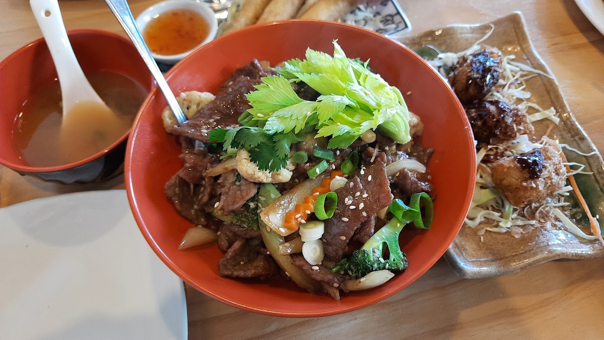 Yeda Restaurant Photo 3