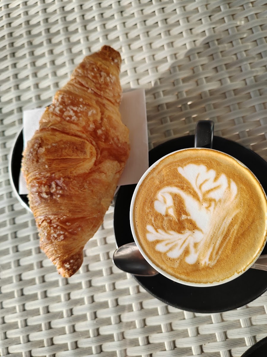 Riff Raff Cafe Photo 6
