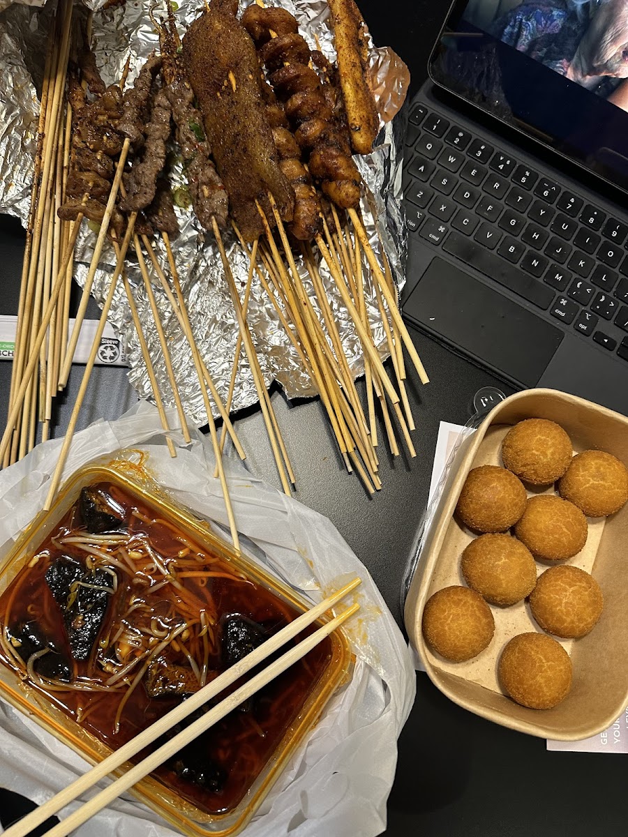 角落弯烧烤 little corner BBQ Photo 7