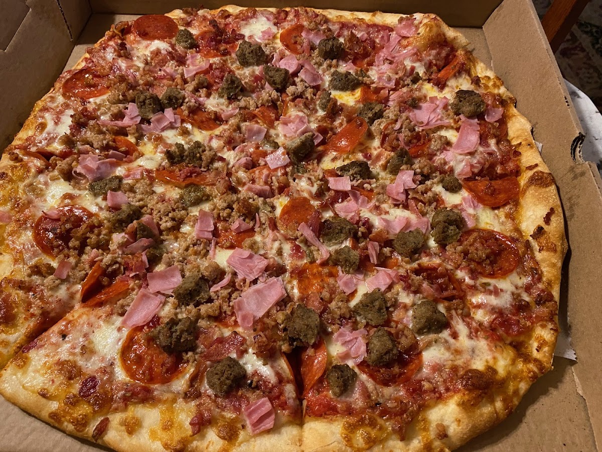 Giuseppe's Pizzeria Photo 2